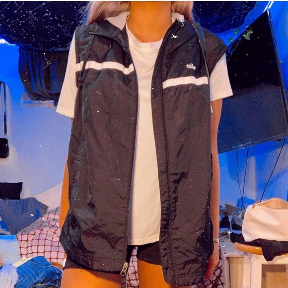 nike vintage black vest [s] - Picture 1 of 6